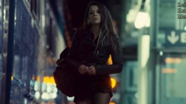 Orphan-Black-S01E01