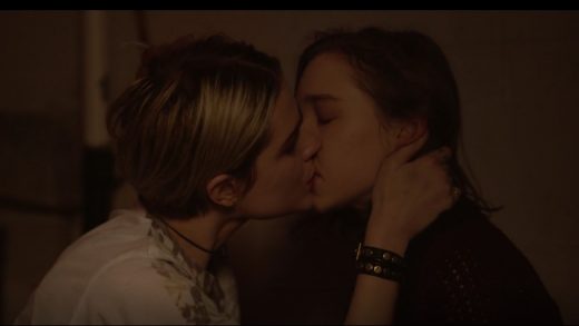 Lesbian kiss in Allure 2017